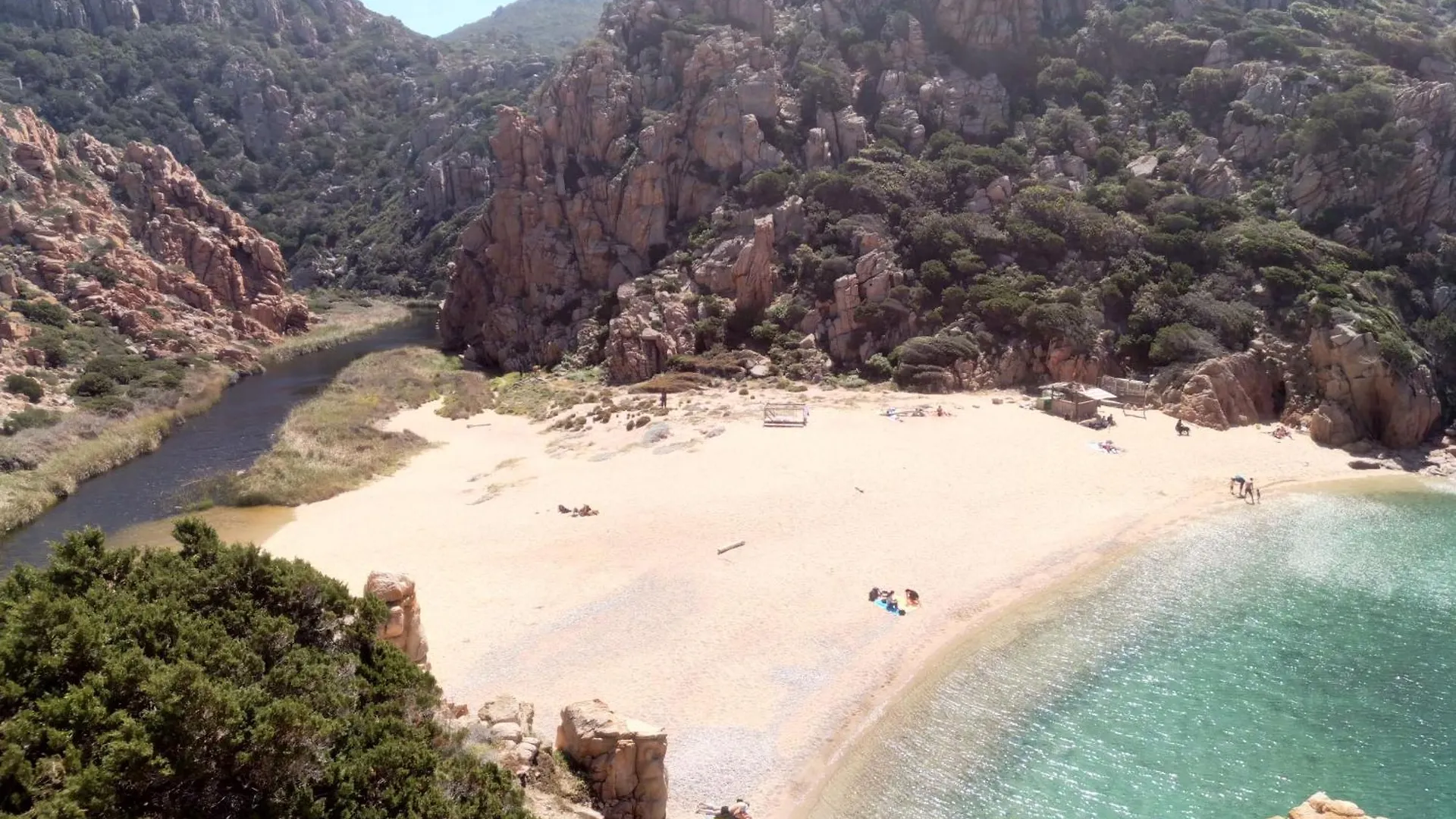 Wild Paradise Costa Paradiso 0*,  Italien